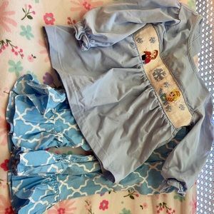 Girls 12 month frozen smocked outfit